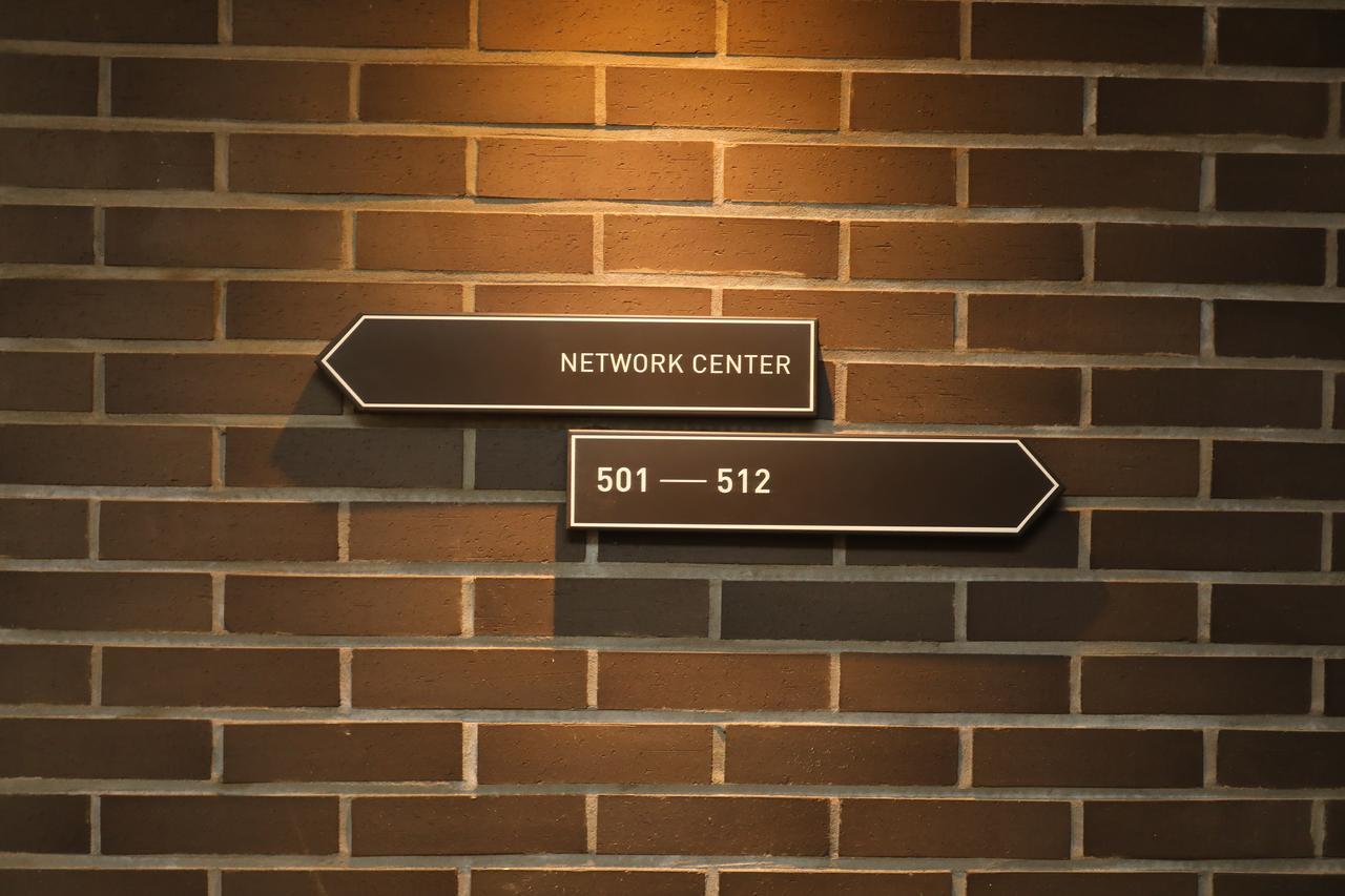 The First Hotel Changwon Ngoại thất bức ảnh